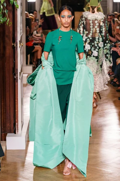 Look 8